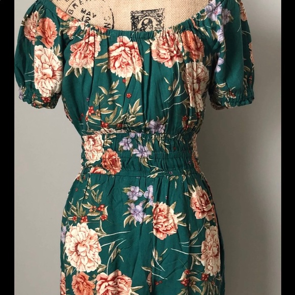 ⚠️LAST ONE!! AE 🦅 Floral romper - Picture 3 of 8